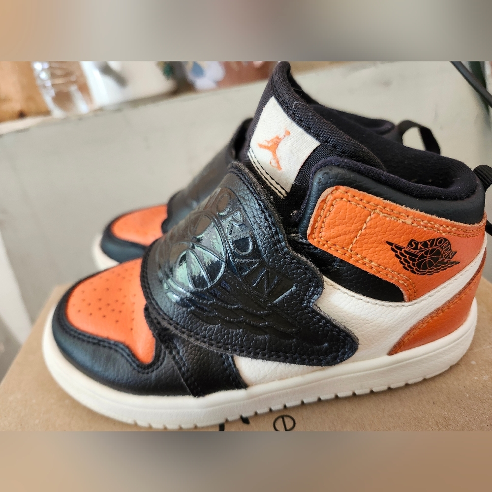 Jordan's size 12c